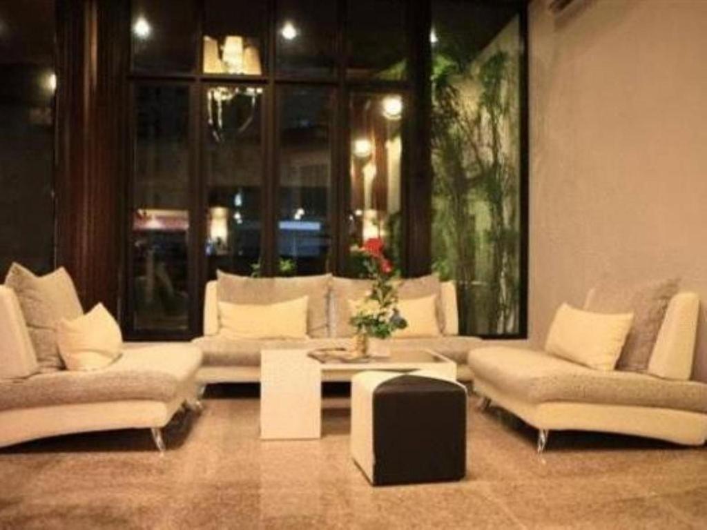 Huay Kaew Palace 1 Hotel Chiang Mai Exterior foto