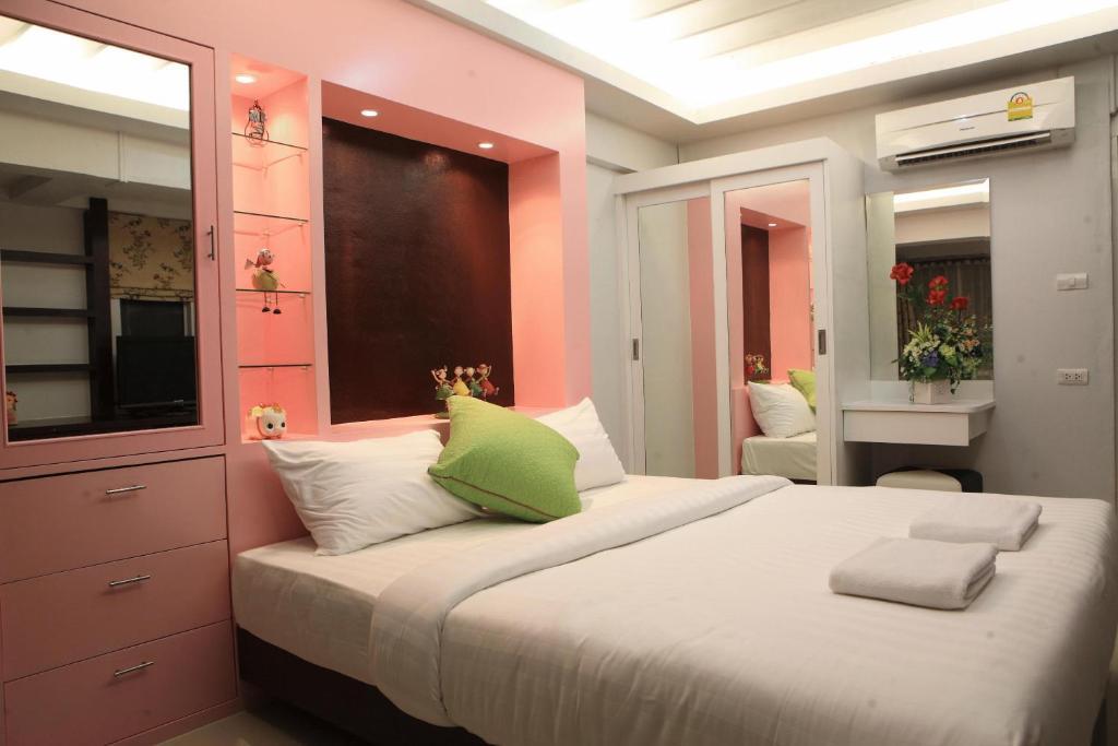 Huay Kaew Palace 1 Hotel Chiang Mai Habitación foto